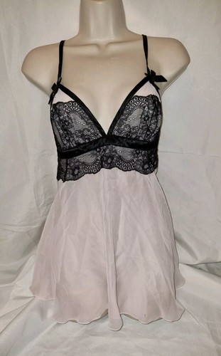 Bnwot gorgous pink black - gorgous,